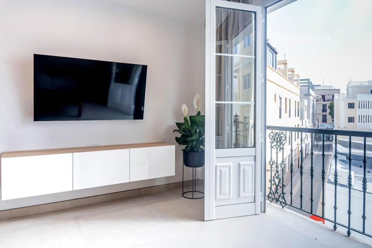 Rooms & Suites Loft 2F Deluxe Edition Arrecife 0*, Arrecife (Lanzarote) Spagna